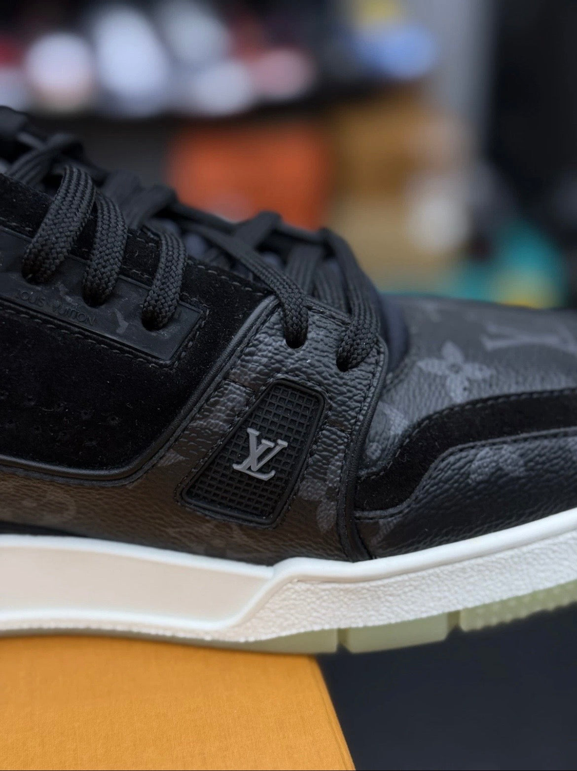 Louis Vuitton Trainer Black