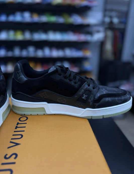Louis Vuitton Trainer Black