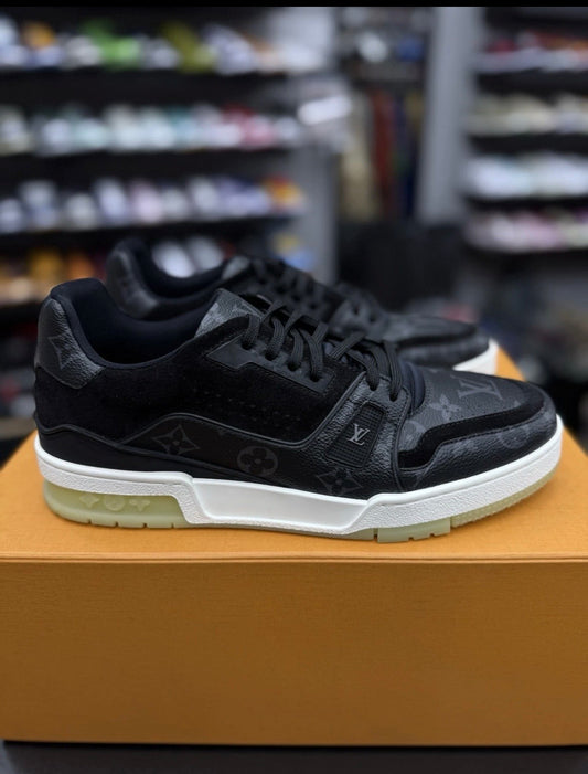 Louis Vuitton Trainer Black