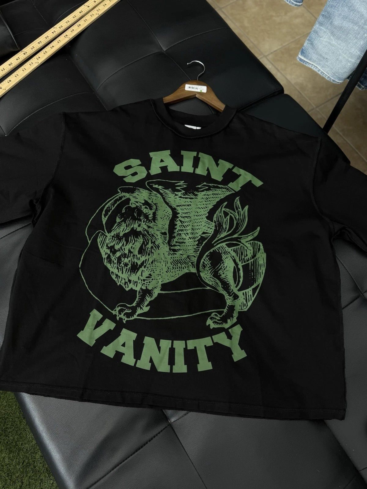 Saint Vanity T-shirt Green Black Logo