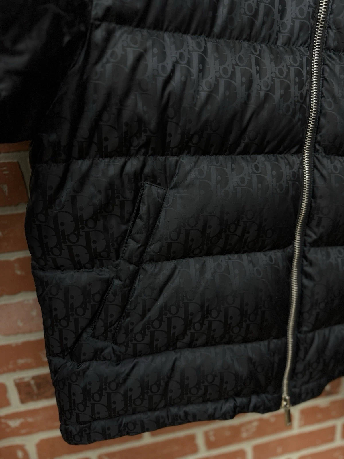 Dior Mens Oblique Down Puffer Jacket - Black