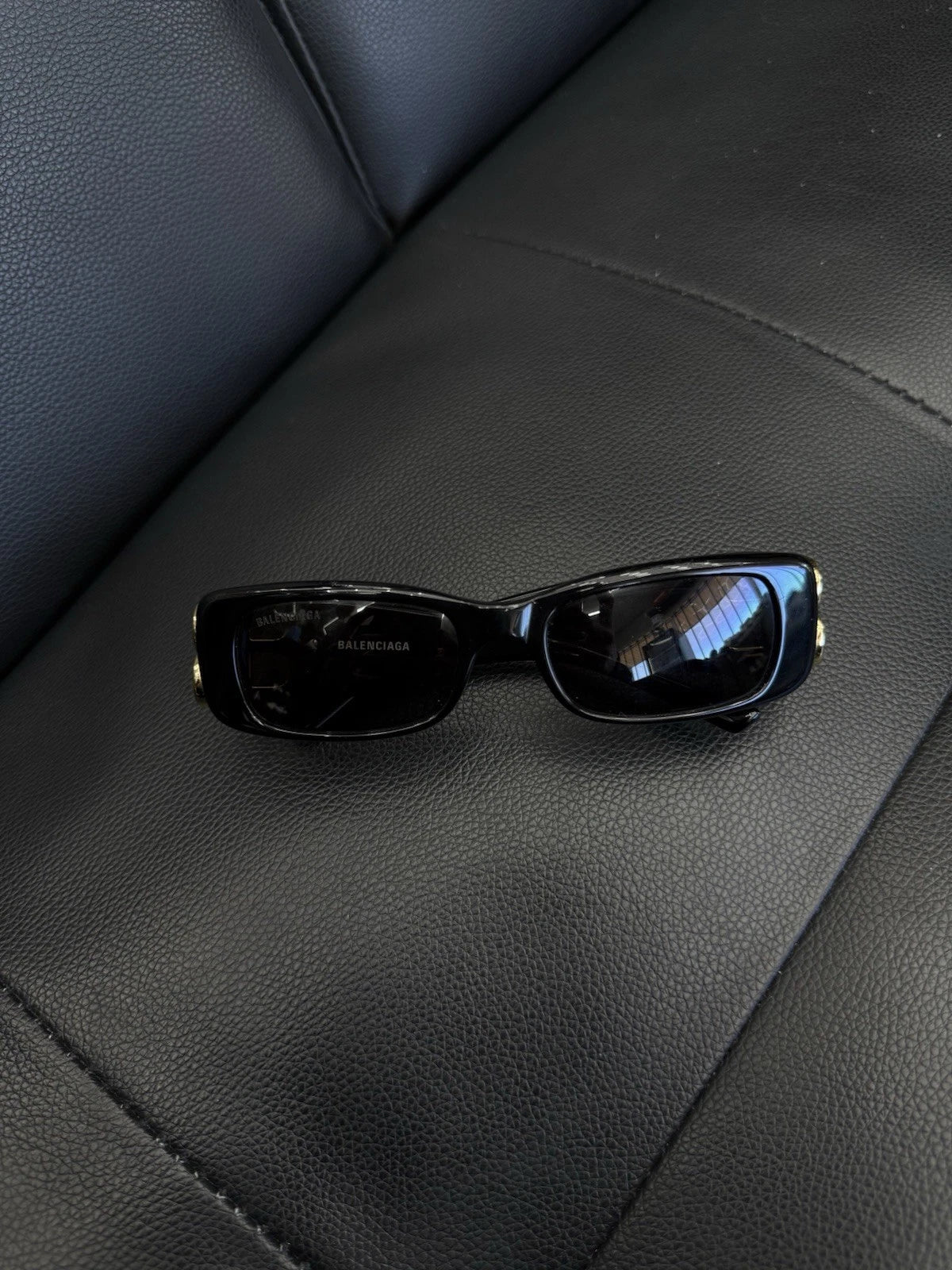 Balenciaga Sunglasses Black/Gold