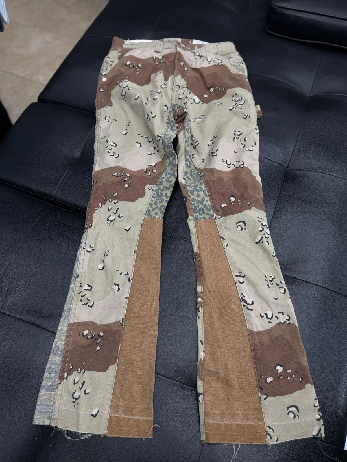 Gallery Dept. LA Light Camo Flare Pants