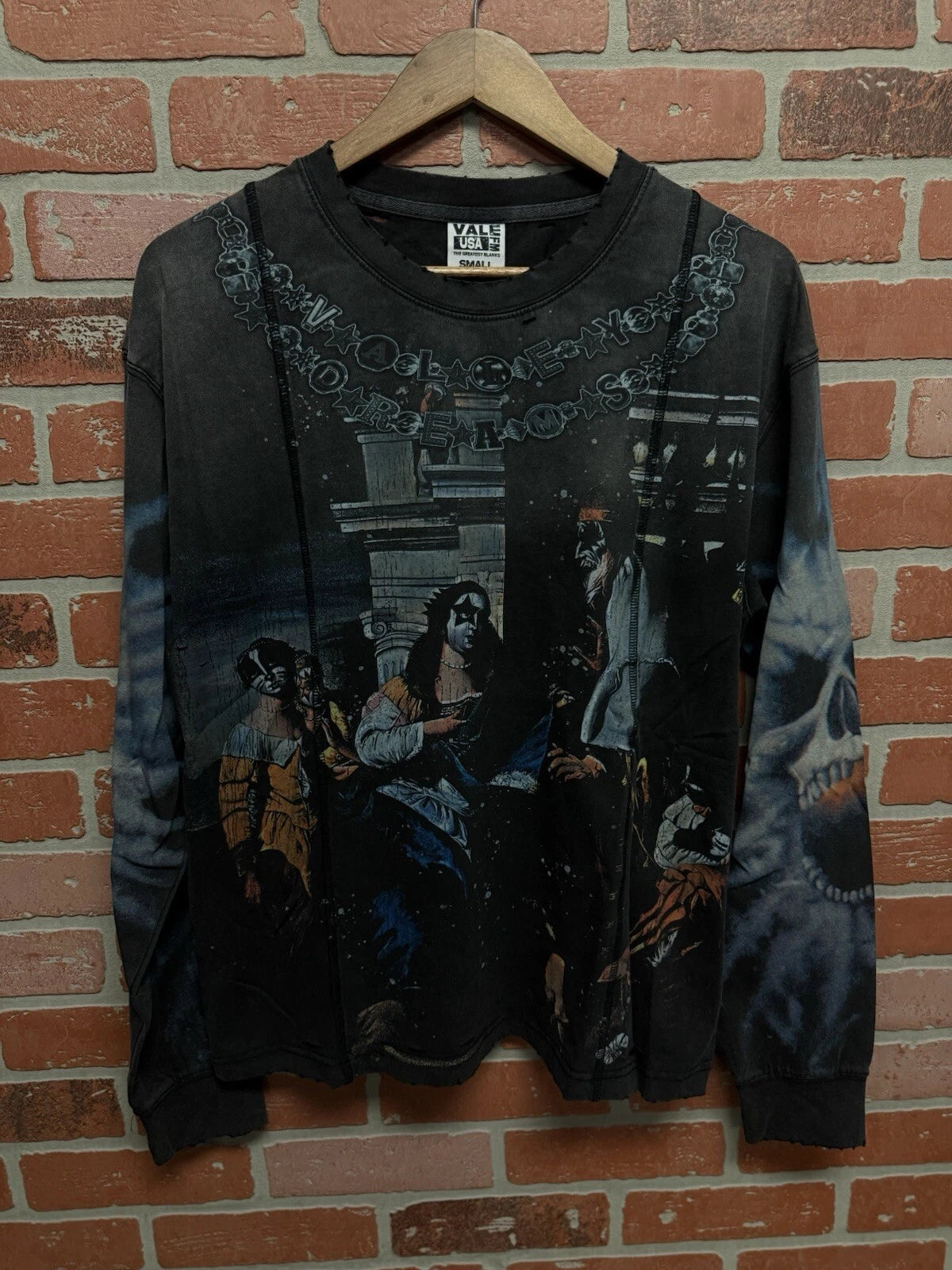 Vale Forever Renaissance Long Sleeve Tee Black Size