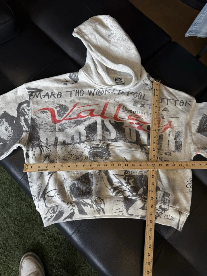 Vale Mural Pull Over Hoodie Grey